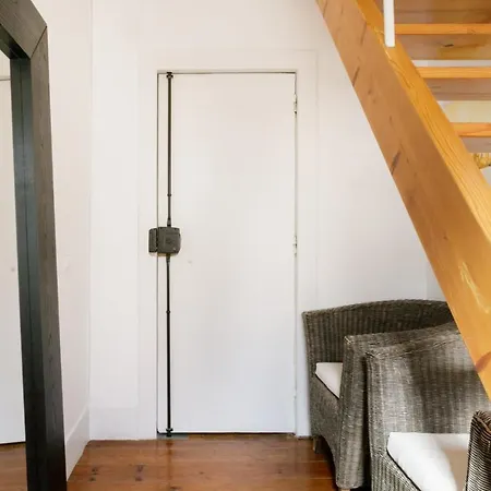 Prime Location Loft With Terrace Apartment *
