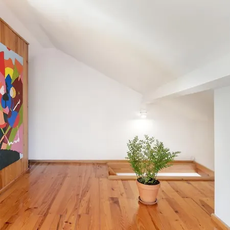 Prime Location Loft With Terrace Apartment *