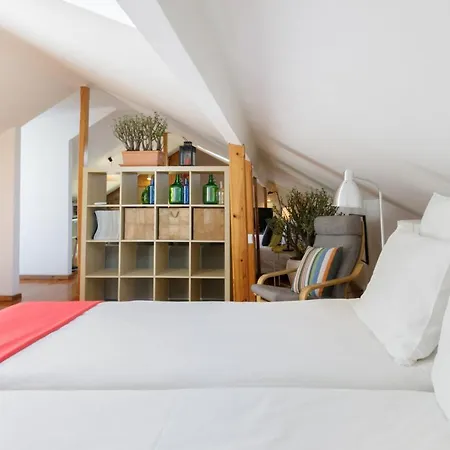 Prime Location Loft With Terrace *